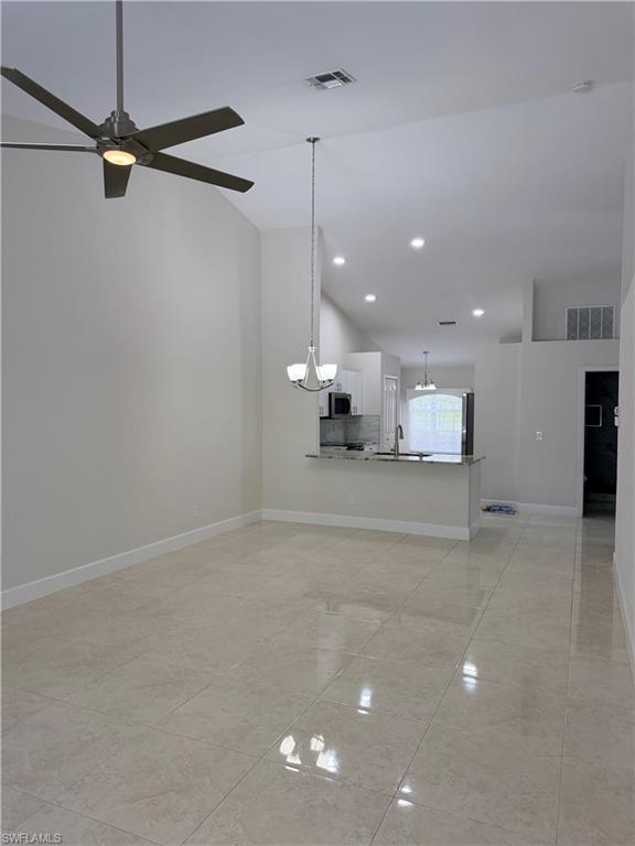 5332 Whitten Dr 43 Property Photo 5
