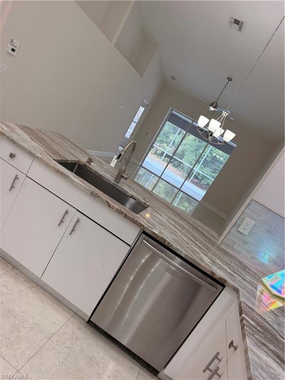 5332 Whitten Dr 43 Property Photo 8