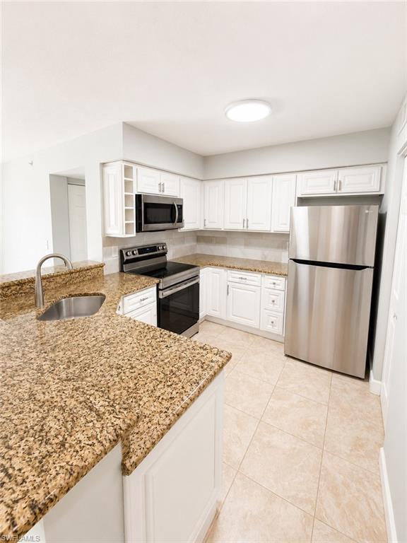 8255 Ibis Club Dr 501 Property Photo 4