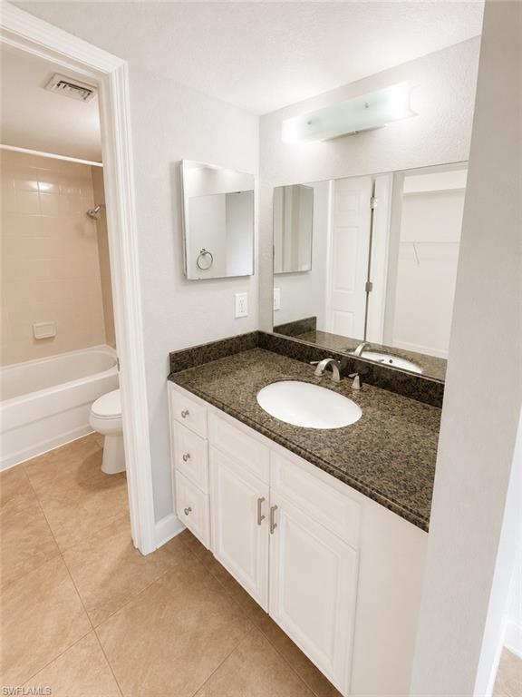 8255 Ibis Club Dr 501 Property Photo 6
