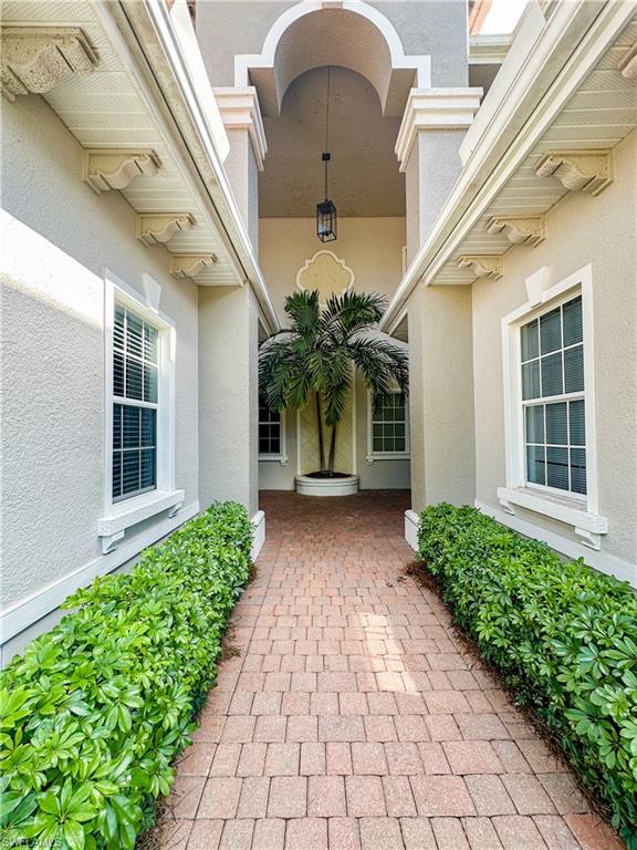 7172 Lemuria Cir 1802 Property Photo 5