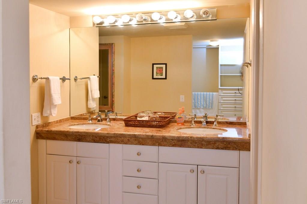 4001 Gulf Shore Blvd N 500 Property Photo 16