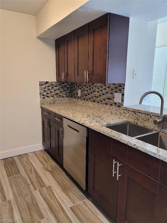 190 Santa Clara Dr 190-4 Property Photo 4