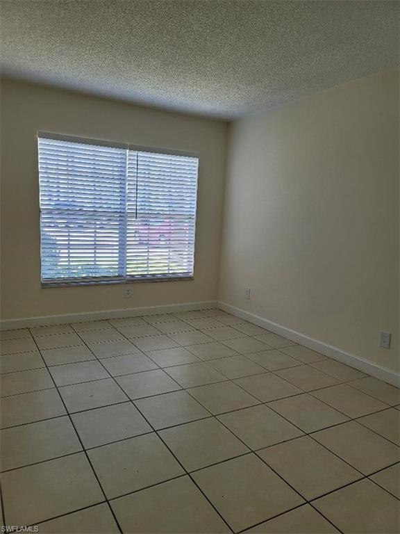 190 Santa Clara Dr 190-4 Property Photo 7