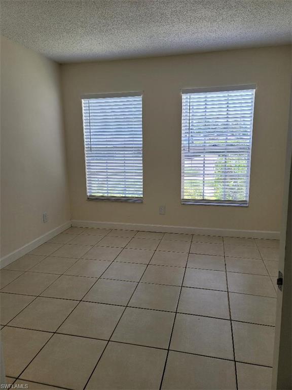 190 Santa Clara Dr 190-4 Property Photo 10