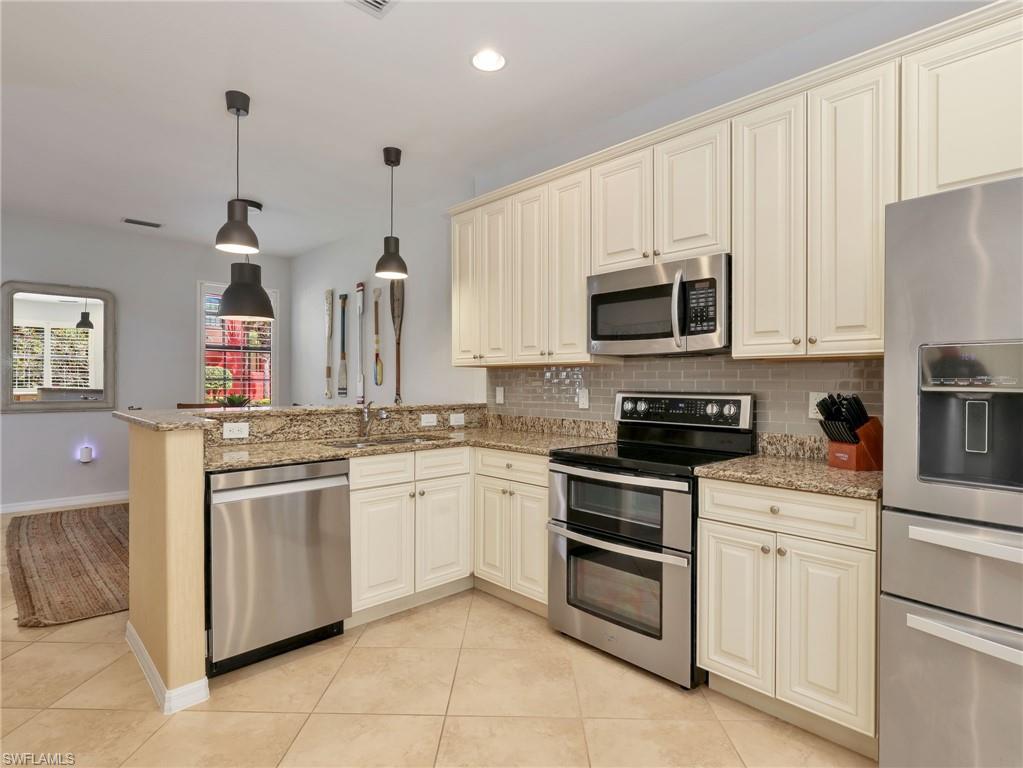 9012 Alturas St 2601 Property Photo 15