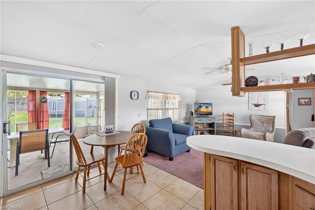 10451 Wales Loop Property Photo 5