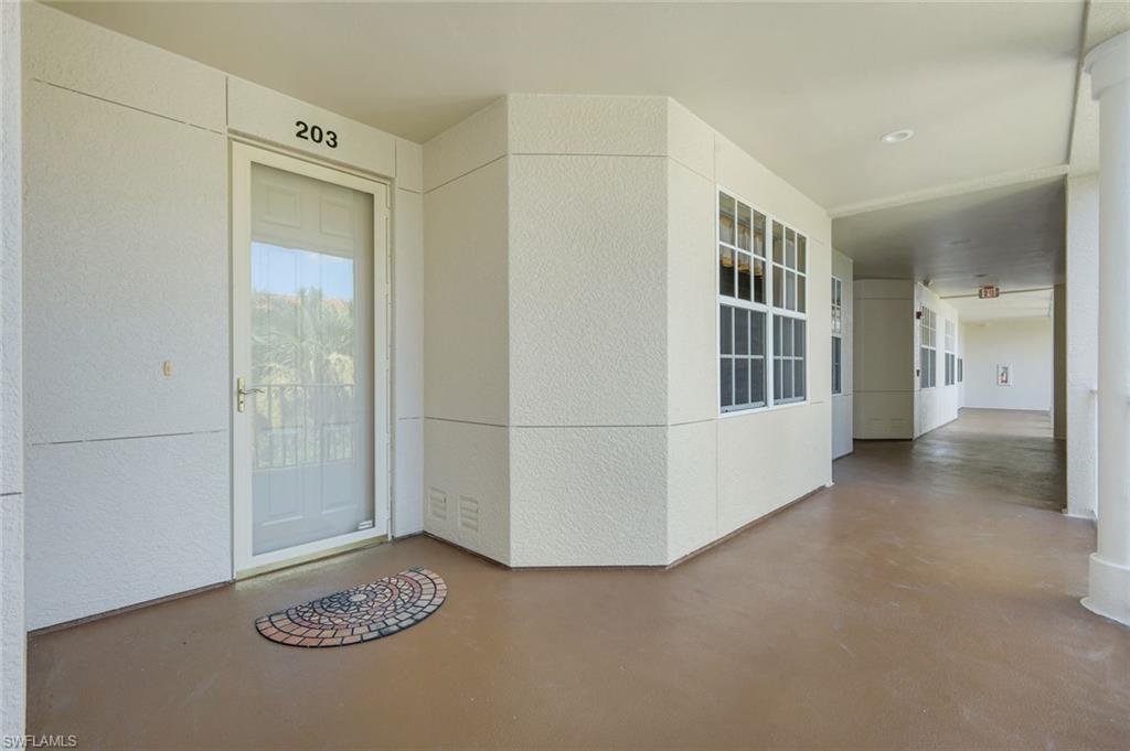 4864 Hampshire Ct 203 Property Photo 2
