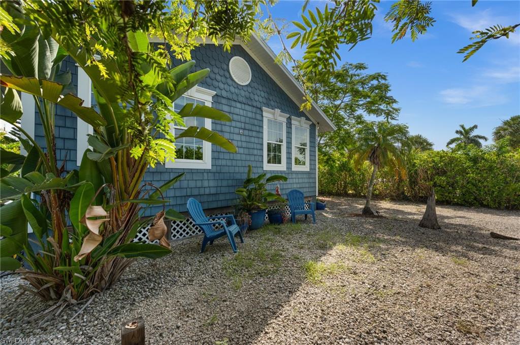 105 Hilo St Property Photo 23