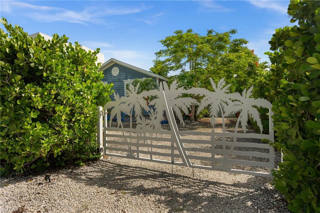 105 Hilo St Property Photo 25