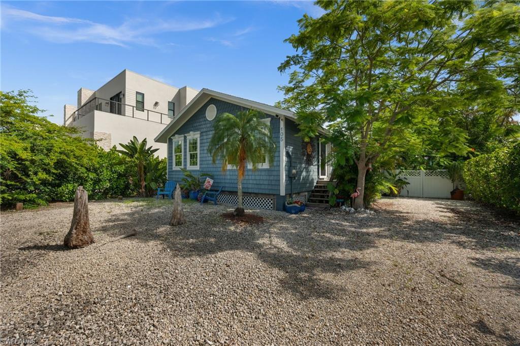 105 Hilo St Property Photo 27