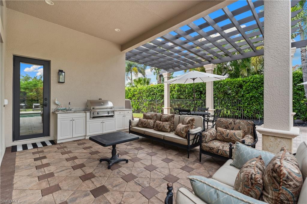 3999 Bering Ct Property Photo 44
