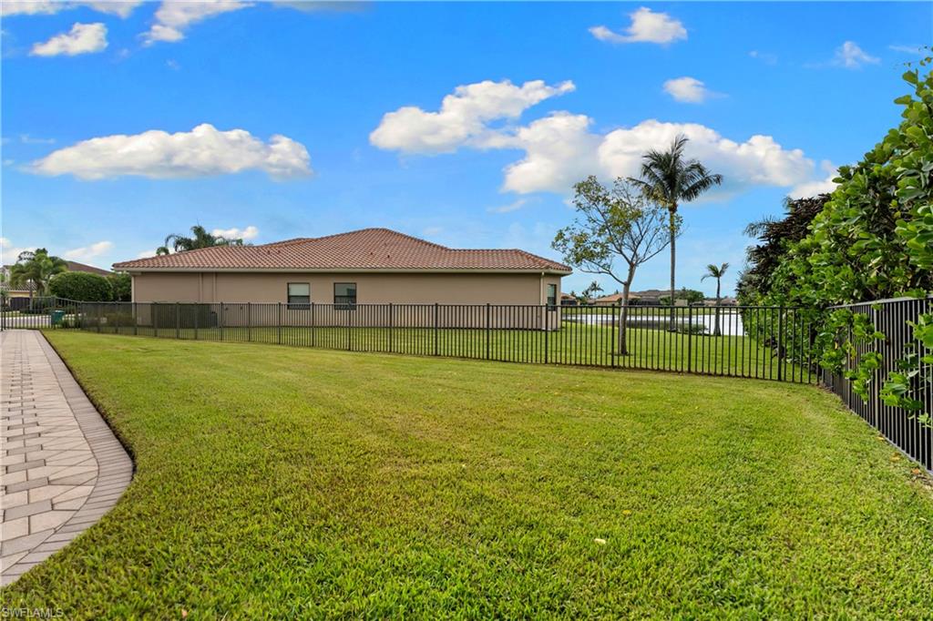 3999 Bering Ct Property Photo 46