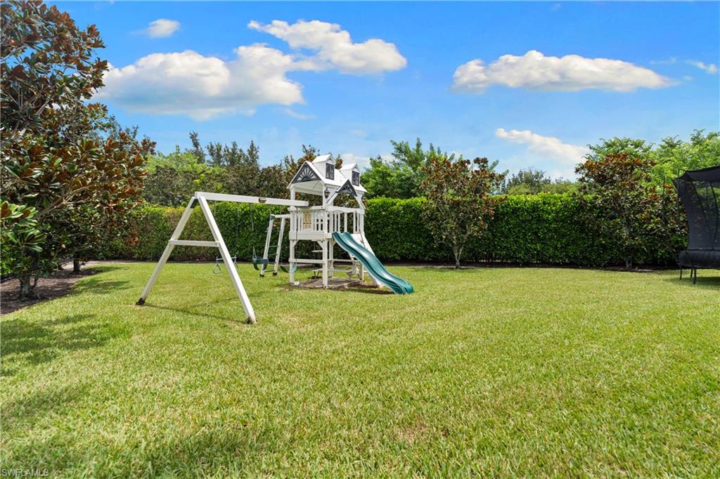 3999 Bering Ct Property Photo 47