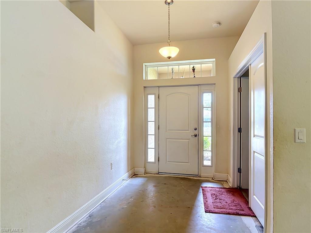 2508 41st St W Property Photo 8