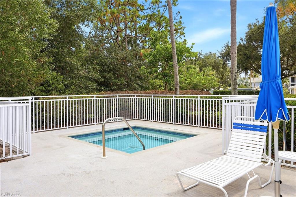 866 Carrick Bend Cir 202 Property Photo 25