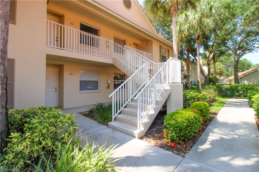 225 Robin Hood Cir 203 Property Photo 6