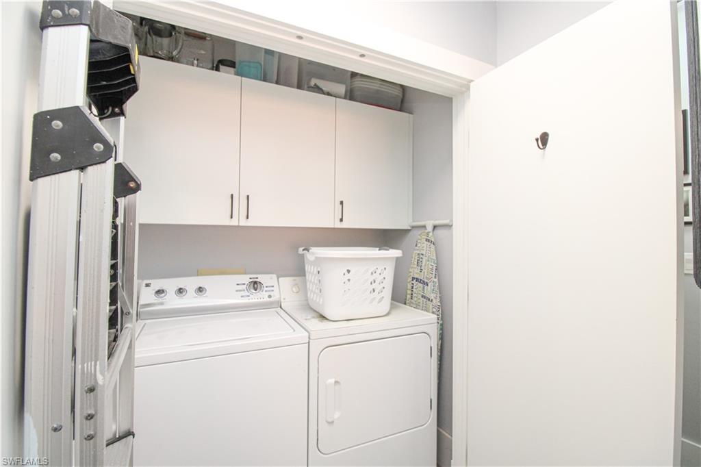 225 Robin Hood Cir 203 Property Photo 33
