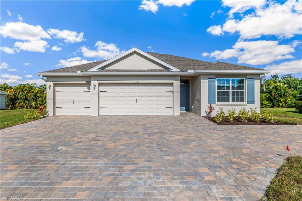 1719 10TH PL Property Photo 1