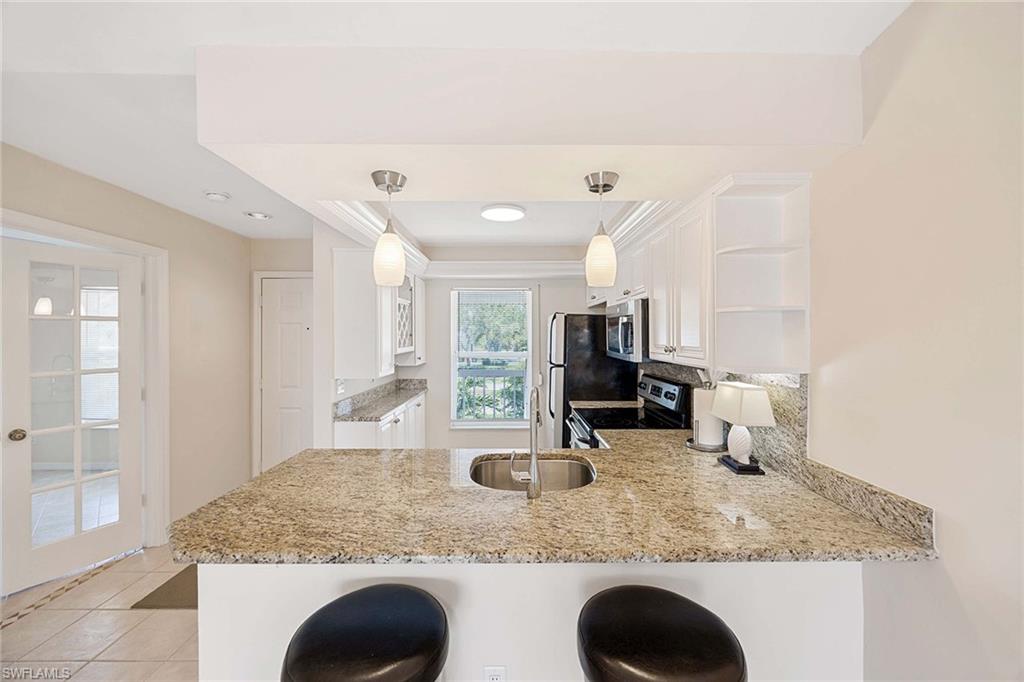 1015 Mainsail Dr 112 Property Photo 10