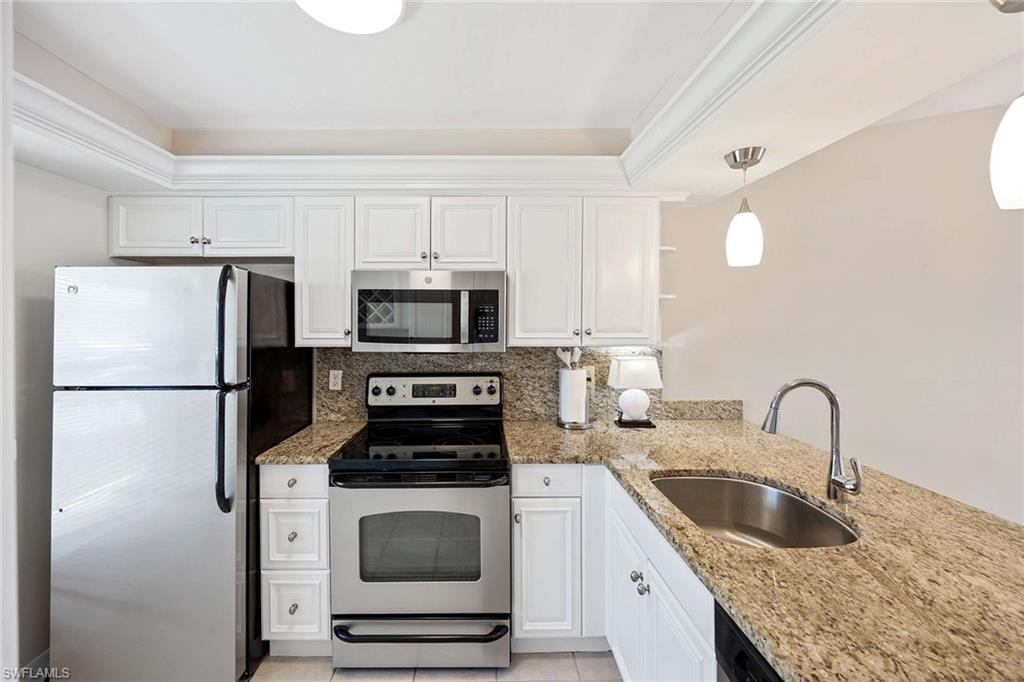 1015 Mainsail Dr 112 Property Photo 11