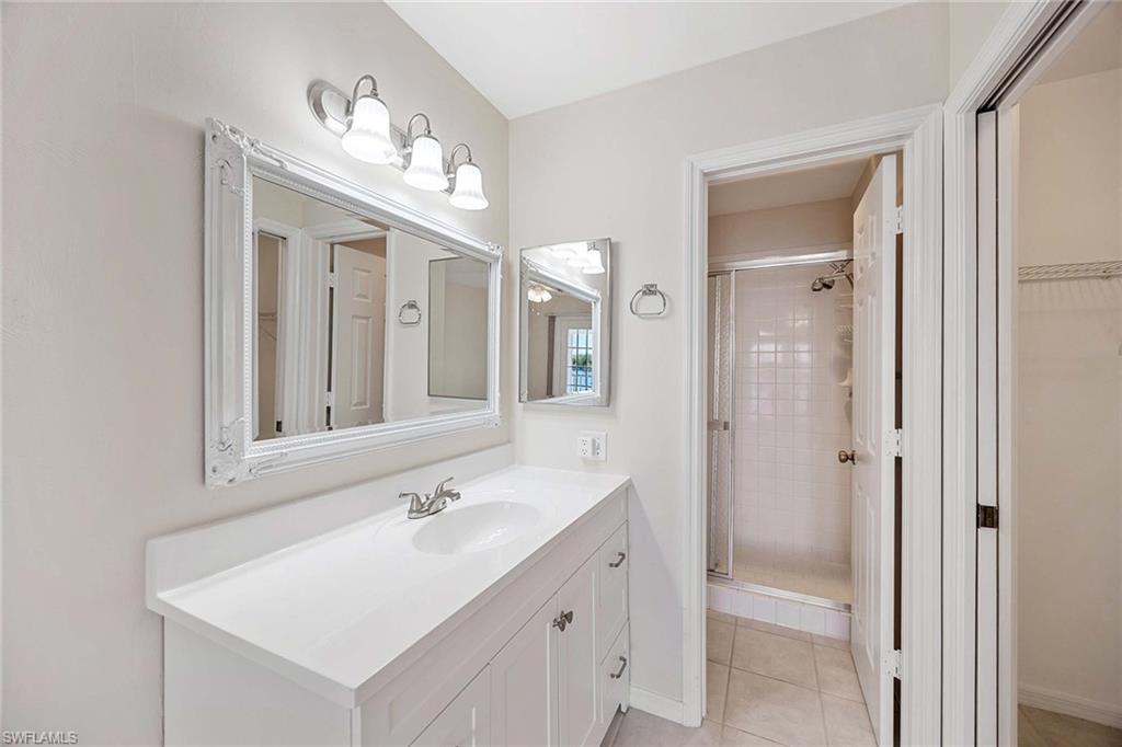 1015 Mainsail Dr 112 Property Photo 17