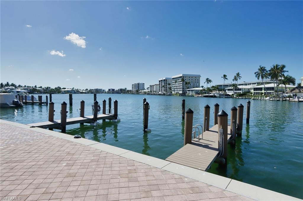 222 Harbour Dr 105 Property Photo 16