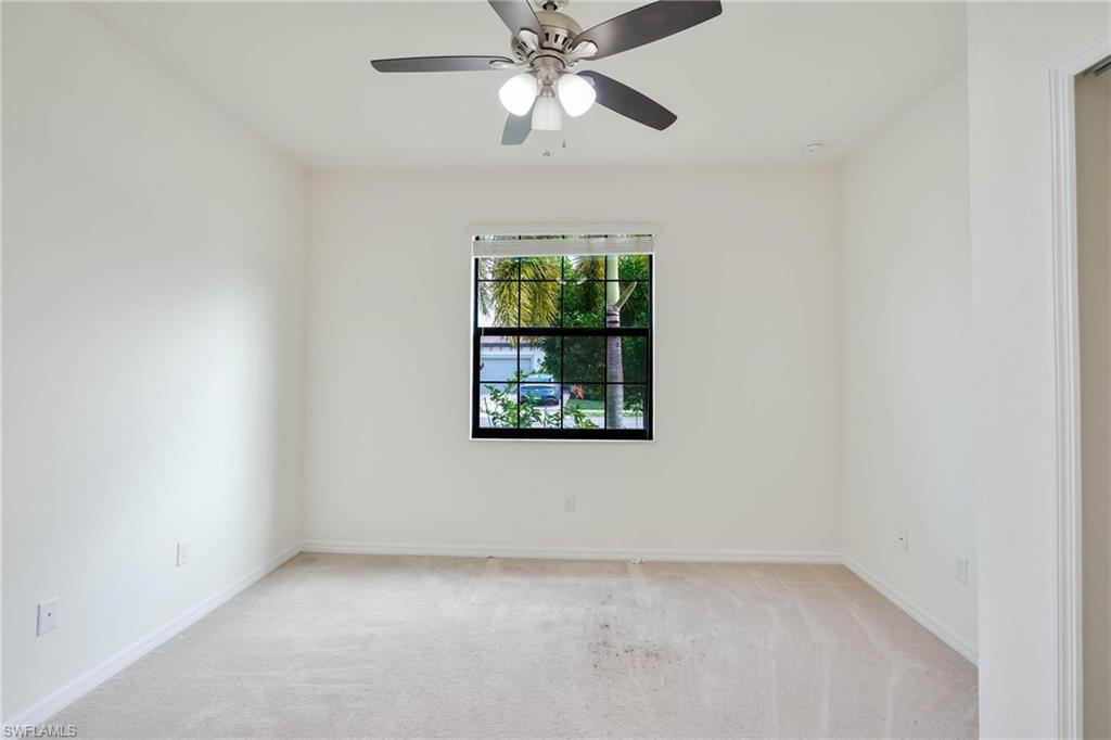 9215 Shadow Oak Ln Property Photo 14