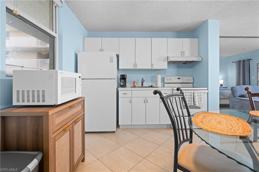 5900 Bonita Beach Rd 507 Property Photo 3