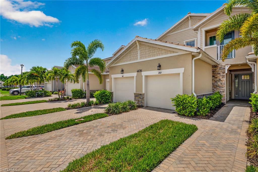 4676 Arboretum Cir 102 Property Photo 1