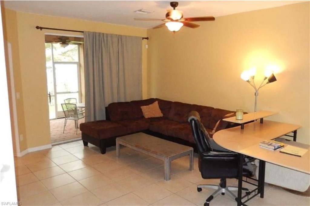 17533 Laurel Grove Ct Property Photo 4