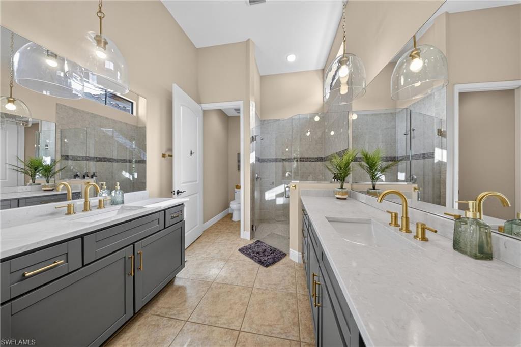 7890 Allende Ln Property Photo 14