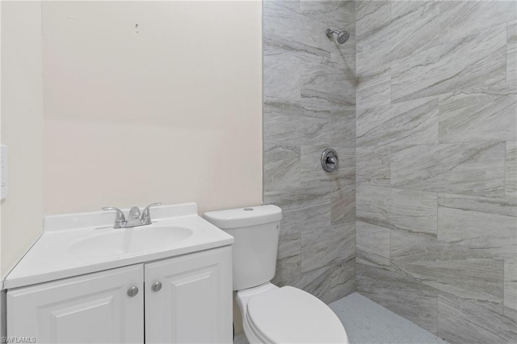 2740 35th Ave Ne Property Photo 28