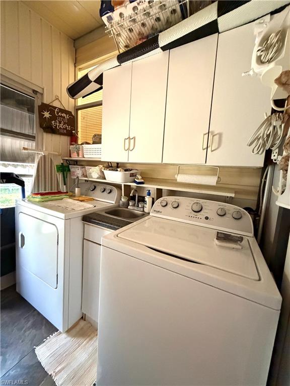 4591 Candlestick Ct E Property Photo 18
