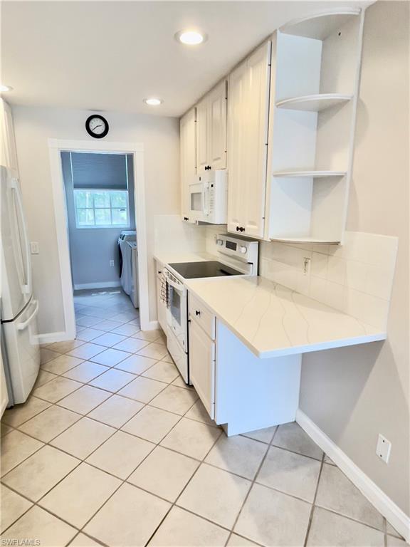 5669 Cove Cir Property Photo 8