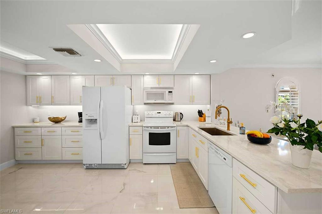 9103 Vanderbilt Dr 205 Property Photo 8