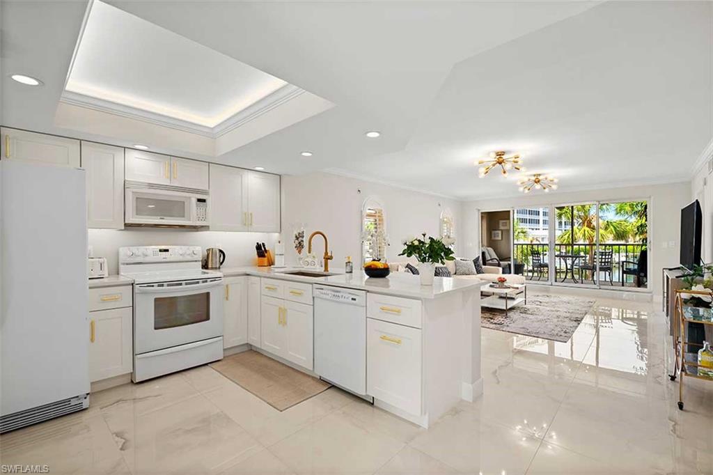 9103 Vanderbilt Dr 205 Property Photo 9
