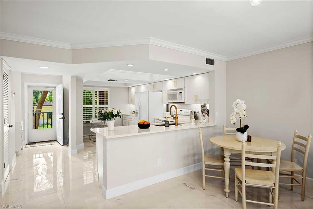 9103 Vanderbilt Dr 205 Property Photo 10