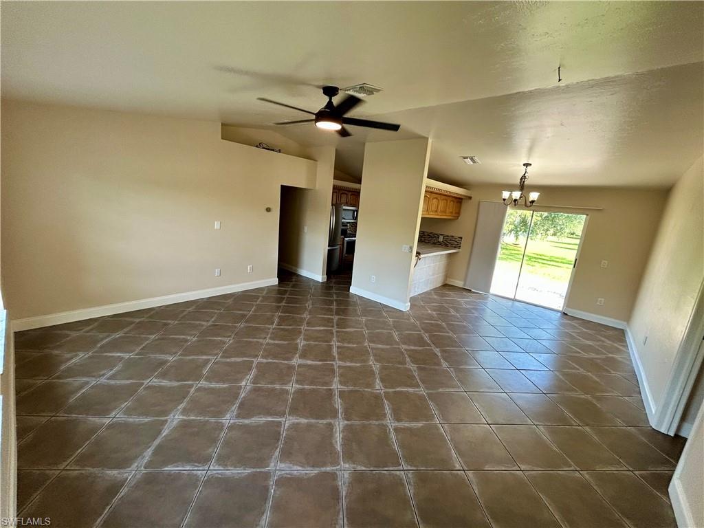 2430 Golden Gate Blvd E Property Photo 7