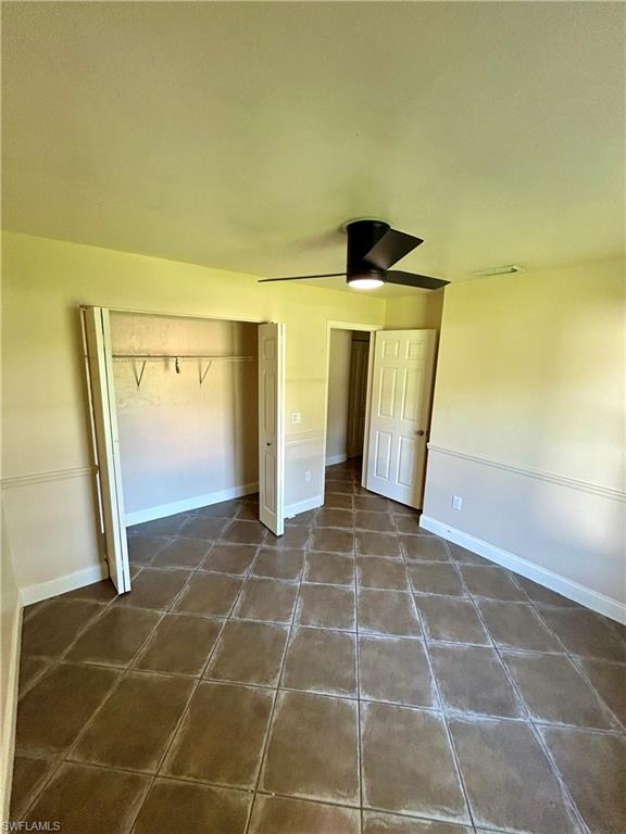 2430 Golden Gate Blvd E Property Photo 21