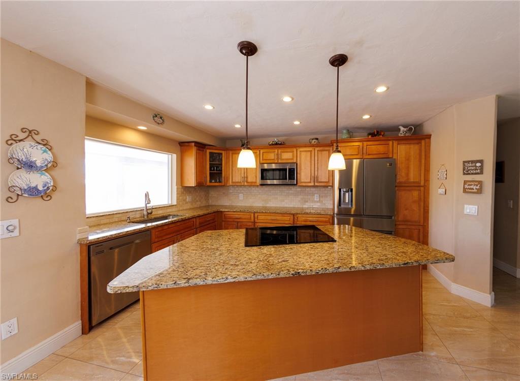 188 Gulfstream St Property Photo 7