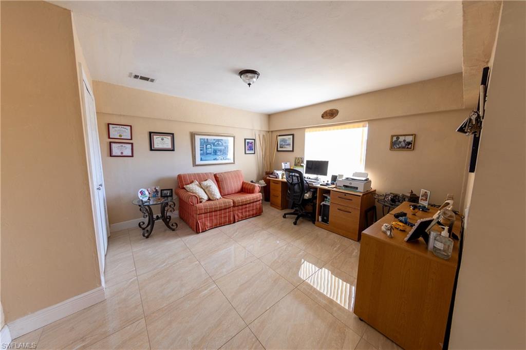 188 Gulfstream St Property Photo 17