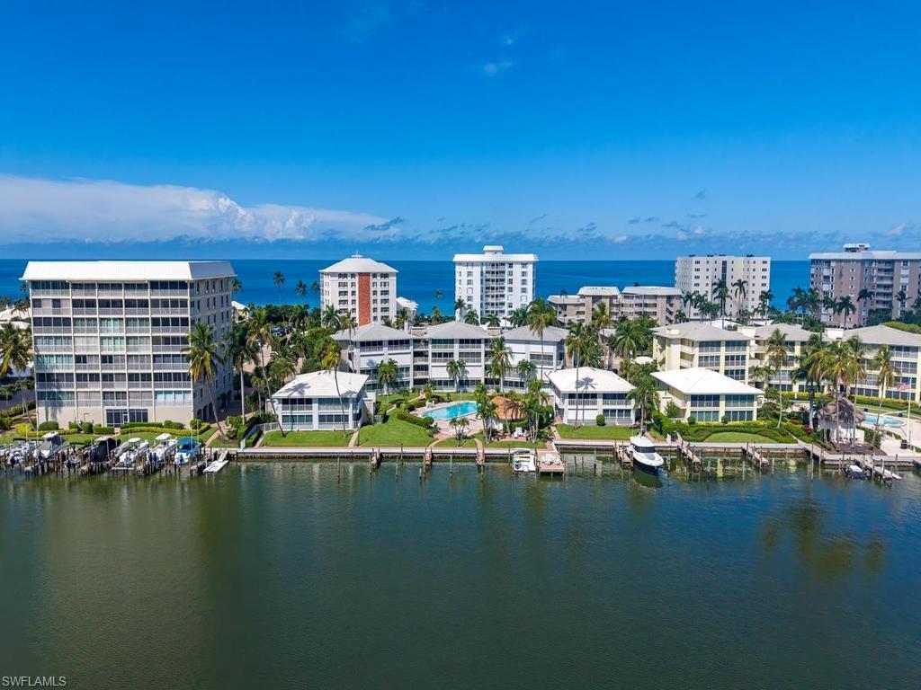 2800 Gulf Shore Blvd N 406 Property Photo 5