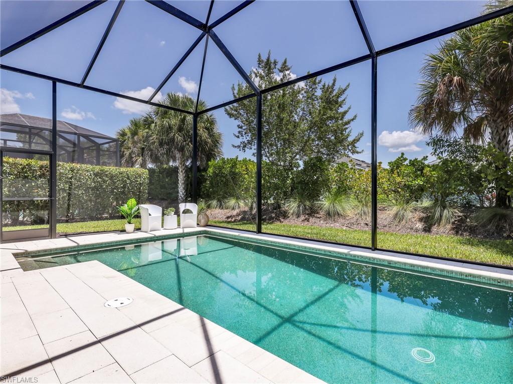 9040 Saint Lucia Dr Property Photo 20