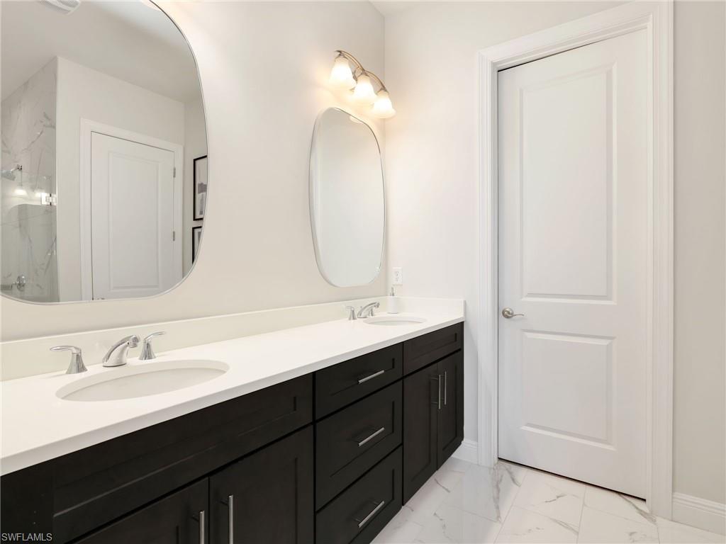 9040 Saint Lucia Dr Property Photo 23