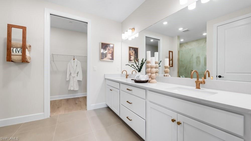 15352 Giardino Dr 28-101 Property Photo 4