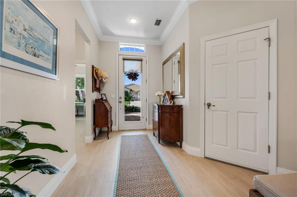9343 Fieldstone Ln Property Photo 3