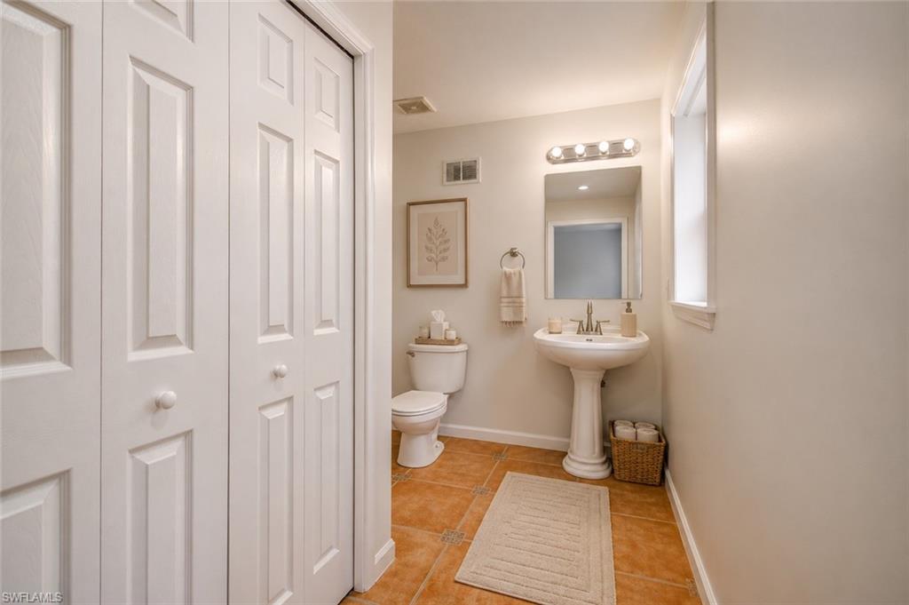 434 Leawood Cir Property Photo 17