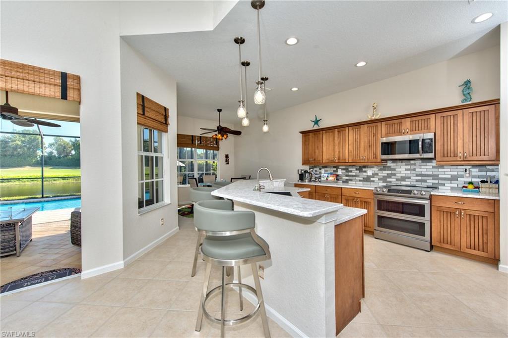 28533 Risorsa Pl Property Photo 8