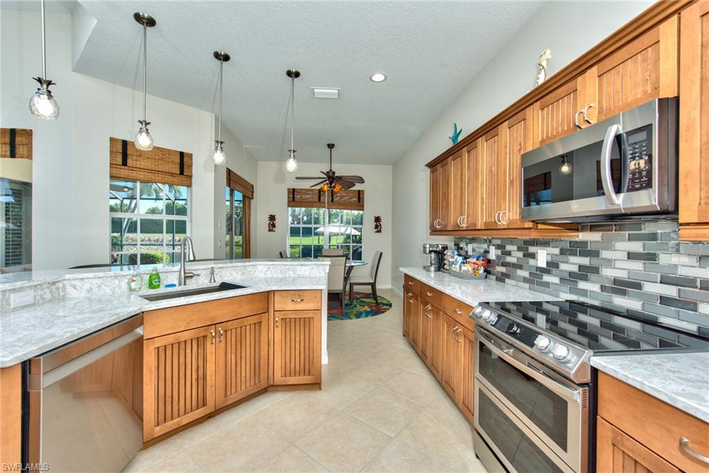 28533 Risorsa Pl Property Photo 10